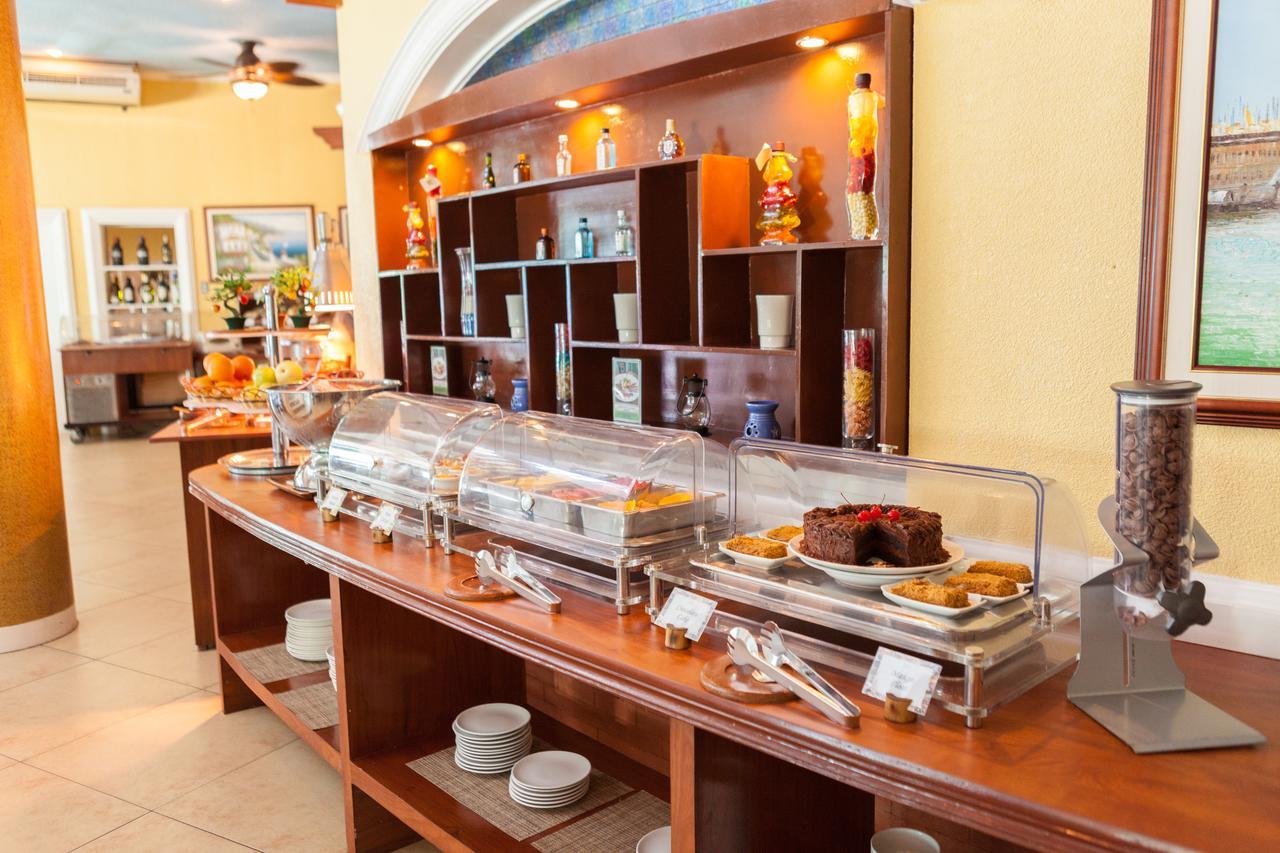 Breakfast At Monaco - Palais Boracay Manoc-Manoc Exterior foto