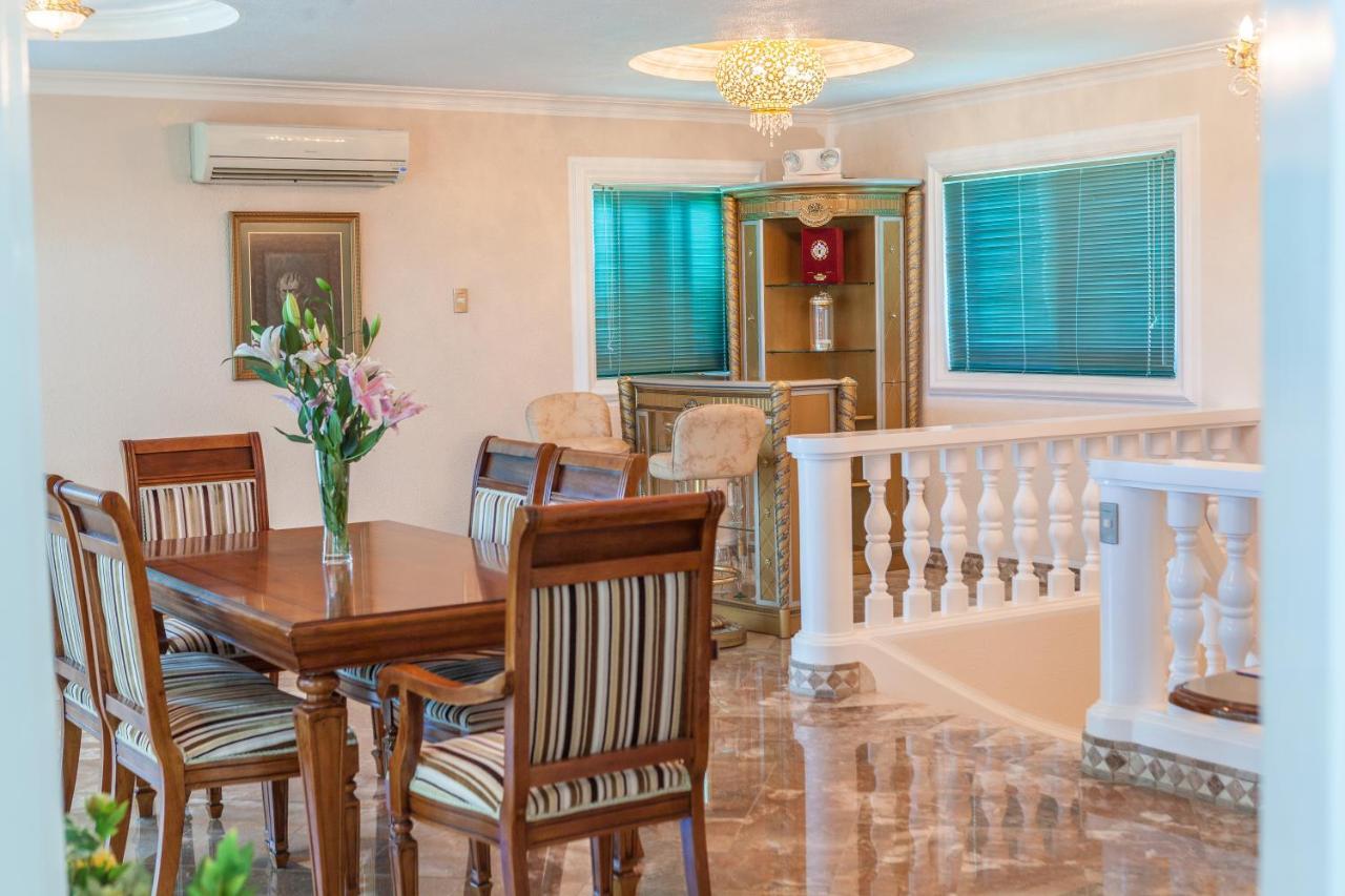 Breakfast At Monaco - Palais Boracay Manoc-Manoc Exterior foto